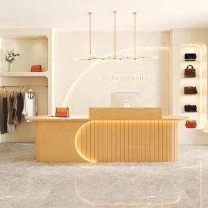 Conception et personnalisation de comptoirs de réception haut de gamme et épurés pour salons de beauté, salons de coiffure, magasins de vêtements pour femmes et entreprises. - Product Image 2