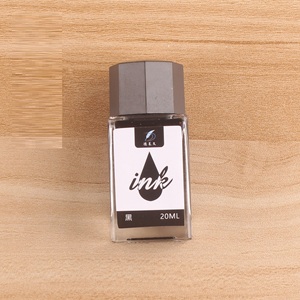 Pluma estilográfica portátil al por mayor con logotipo personalizado botella <span class=keywords><strong>de</strong></span> <span class=keywords><strong>tinta</strong></span> cartucho <span class=keywords><strong>de</strong></span> <span class=keywords><strong>tinta</strong></span> sin carbono <span class=keywords><strong>para</strong></span> escribir - Product Image 5