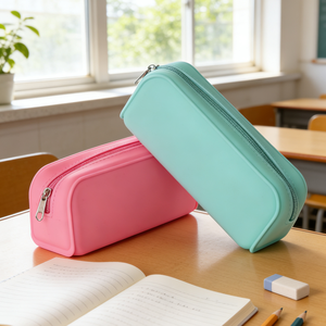 Astuccio in Silicone Ecologico Resistente all'Acqua di Grande Capacità con Chiusura a Cerniera e Manico Morbido per Bambini, Scuola e Viaggi - Product Image 4
