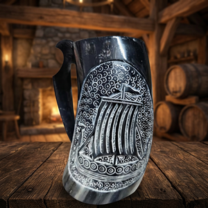 Taza de Cerveza/Vino con Grabado de Animales Vikingos, Hecha de Cuerno de Vaca, con Tapa de Bambú, para Camping, 100% Natural, Ecológica, Ligera, Apta para Lavavajillas, Superventas - Product Image 1