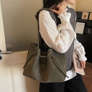 2 Piece PU Leather Tote Bag Set Women <b>Large</b> Capacity Shoulder <b>Handbag</b> with Clutch Factory Wholesale - Product Image 2