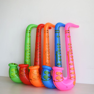 Ensemble de jouets gonflables pour enfants : Guitare et microphone en PVC, accessoires de fête musicaux, durables et écologiques, pour jeunes rock stars - Product Image 3