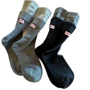 Honeycolor Women's Mid-Calf Slouch <b>Socks</b> Gray And <b>Black</b> Color Blocking Thermo Sweat Absorbing Polyester Fiber - Product Image 3