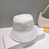 Chapeaux pour hommes de luxe de haute qualité designer 100% Nylon imperméable seau chapeau bob chapeaux avec étiquette de logo personnalisée