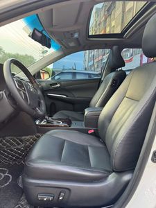 2017 cho CAMRY 2.0g kỷ niệm 10 năm | da trắng | tay lái bên trái | Đèn LED | + Điều hướng + cửa sổ trời - Product Image 4