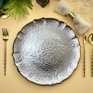 Sottopiatti in Vetro da 13 Pollici con <span class=keywords><strong>Bordo</strong></span> Floreale Elegante, Finitura Martellata e <span class=keywords><strong>Bordo</strong></span> Dorato, Eco-Friendly, per Decorazioni da Tavola per Matrimoni ed Eventi - Product Image 5