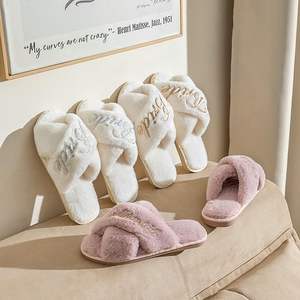 Beyaz pembe bulanık peluş gelin terlik bekarlığa veda partisi gelin hediyeler için - Product Image 5