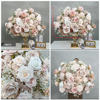 Centerpiece Bunga Mawar Sutra Putih dan Biru Gaya Modern, Delphinium Campuran, Bola Bunga Cantik 50cm, Centerpiece Bunga Artifisial