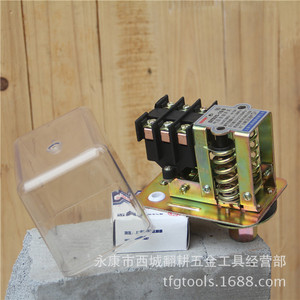 Pressostat transparent Nf18 380V Ip54 pour commande automatique de compresseur d'air - Product Image 1