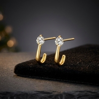 Boucles d'oreilles clous minimalistes tendance en argent sterling 925 plaqué or 18 carats, incurvées et mignonnes, avec zircon cubique, cadeau pour femme