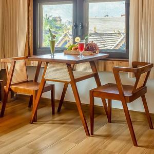 Muebles de cafetería, sillas de madera maciza, juego de mesa de comedor cuadrada, balcón de ratán para exteriores, mesa de té pequeña y sillas para restaurante - Product Image 3