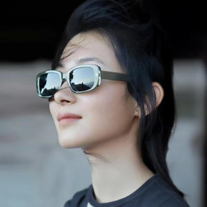 Lunettes de soleil rétro à petite monture noires pour femmes, matériau PC, protection UV400, type 3, pare-soleil 990 - Product Image 4