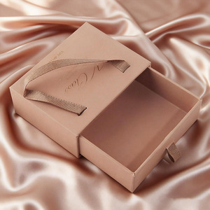 Boîte à cosmétiques en carton recyclé avec logo personnalisé et respectueuse de l'environnement - Product Image 1