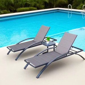 Chaise longue de piscine réglable en aluminium avec dossier en maille pour l'extérieur - Product Image 3
