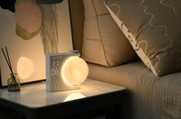 Lampe de chevet avec machine à bruit blanc et double réveil