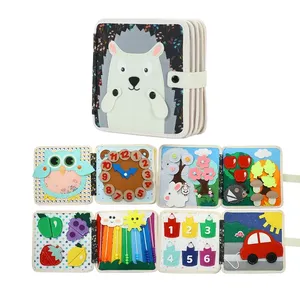 Libro Sensorial de Fieltro Montessori con Diseño de Mundo Submarino para Niñas Pequeñas, Libro de Actividades Tranquilas con Tela Suave para Desarrollar Habilidades Básicas - Product Image 6