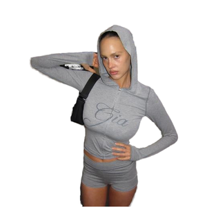 Conjunto de Verano para Mujer, Chaqueta con Capucha y Estampado de Letras Vintage, Manga Larga, con Pantalones Cortos por Encima de la Rodilla, Traje Deportivo - Product Image 1