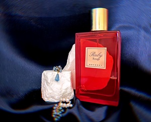 น้ำหอมแบรนด์หรูของสหรัฐอเมริกา สีแดง กลิ่นหอมติดทนนาน พร้อมกล่องบรรจุภัณฑ์ น้ำหอมอาหรับดูไบสำหรับผู้หญิง รุ่น <span class=keywords><strong>540</strong></span> - Product Image 3
