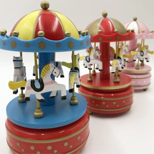 Carillon Girevole Romantico Ecologico all'Ingrosso, a Manovella, Musica Anni '60, Giocattoli Moderni per Bambini, Regali di Natale <span class=keywords><strong>in</strong></span> <span class=keywords><strong>Legno</strong></span> - Product Image 3