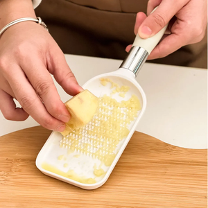 Zenidoo H-539 Râpe à gingembre multifonctionnelle, hachoir manuel pour gingembre, ail, fruits et légumes, outil facile à utiliser - Product Image 6