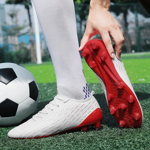 Produttore di <span class=keywords><strong>scarpe</strong></span> <span class=keywords><strong>da</strong></span> <span class=keywords><strong>calcio</strong></span> per adulti professionisti antiscivolo per studenti <span class=keywords><strong>scarpe</strong></span> <span class=keywords><strong>da</strong></span> <span class=keywords><strong>calcio</strong></span> di alta qualità - Product Image 2