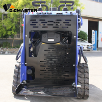 22 HP EPA Engine Mini Skid Steer Loader Backhoe Loader Front Loader Pompa Tiga Tahap Silinder Ganda Bantalan 1 Tahun Garansi Global