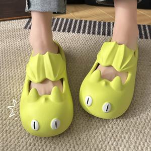 Chaussures décontractées respirantes et écologiques - Édition printemps. Semelle en matériau VPC. Doublure artificiellement douce. Chaussons durables - Product Image 3