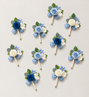 Boutonniere Anggrek Mawar Sutra Buatan Tangan Biru Putih dengan Clematis Eucalyptus untuk Pemotretan Pernikahan
