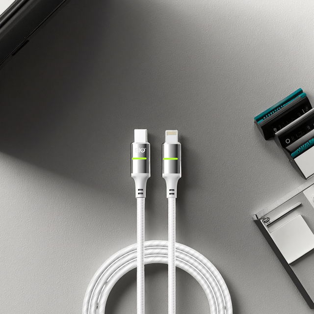 High-quality 3A 30W PD 1m Custom Nylon Braided Aluminum Alloy USB Type-C to L Fast Charging Data Cable for Power Bank