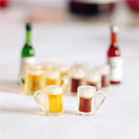 Venta al por mayor de accesorios en miniatura de resina para casa de muñecas: tazas de cerveza, detalles de espuma realistas para dioramas de pub, fundición, Navidad, Pascua