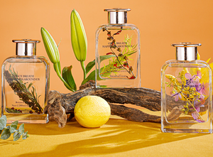Diffuseur <span class=keywords><strong>de</strong></span> parfum rectangulaire en verre écologique <span class=keywords><strong>de</strong></span> luxe avec fleurs préservées, huiles essentielles, sans BPA, longue durée (2 mois) - Product Image 3