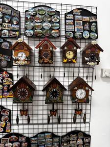 Đồng hồ chim cu gá chất lượng cao, kiểu dáng cổ điển, chất liệu nhựa resin, bán chạy, quà lưu niệm du lịch, trang trí nhà cửa, đồng hồ treo tường - Product Image 4