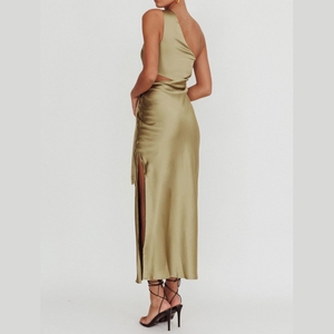 Nouvelle Arrivée Robe Longue en Satin Asymétrique à Une Épaule avec Découpes à la Taille et Fente Latérale pour Soirées Formelles et Cérémonies pour Femme - Product Image 2