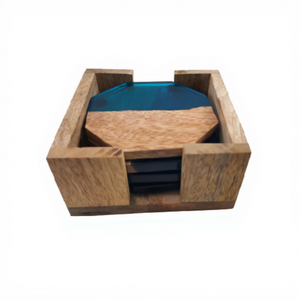 High Quality 4-Piece Eco-Friendly Classic Square Mats & Pads Set Mango Wood & Bark Handicrafts 10x10 CM Kitchen Use - Product Image 1