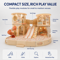 Équipement de terrain de jeux intérieur commercial : structure labyrinthe en filet plastique, piscine à balles, toboggan en spirale, rampe d'escalade, zone de vision pour opérateur pour FEC