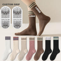 Chaussettes de sport pour femmes, transparentes, imprimées sur mesure, de haute qualité, respirantes, en coton tricoté, douces, antidérapantes, à compression, pour le yoga