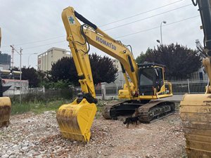 Excavatrice sur chenilles Komatsu PC210 avec moteur puissant et options multi-outils |   PC200 PC210LC-11 PC220 PC240 PC290 - Product Image 2