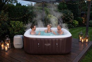 Jacuzzi Inflable Portátil <span class=keywords><strong>Bestway</strong></span> 60033 <span class=keywords><strong>Lay</strong></span>-<span class=keywords><strong>Z</strong></span>-Spa <span class=keywords><strong>Paris</strong></span> de PVC con Luz LED, Ecológico y Plegable - Product Image 3