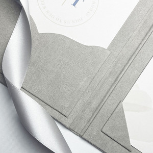 Caja rígida gris para invitaciones de boda, cinta, soporte para invitaciones de papel, embalaje de regalo personalizado - Product Image 4