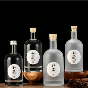 Bouteille de vin en <span class=keywords><strong>verre</strong></span> givré transparent de 50 ml, 100 ml, 200 ml, 375 ml, 500 ml, 750 ml avec bouchon en liège, bouteille en <span class=keywords><strong>verre</strong></span> pour vodka, alcool, whisky, liqueur, brandy - Product Image 1
