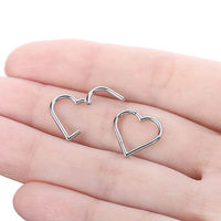 Créoles articulées en titane ASTM F136/G23 en forme de cœur simple pour femmes, bijoux de piercing
