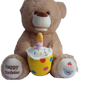 Yangzhou Nieuwe Zonsopgang Groothandel Maatwerk Mooie Motor Aangedreven Gelukkige Verjaardag Teddybeer Met Charmante Cake Mooie Hoed