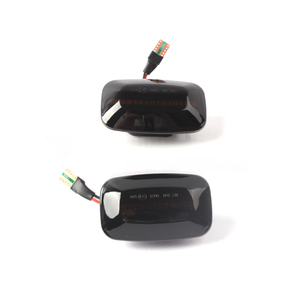 Autodragons Luces LED de posición laterales ahumadas para Cruiser Series 70 80 100, luces LED dinámicas de guardabarros, intermitentes laterales, repetidor de señal lateral - Product Image 2