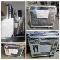 Photomaton en bois double face personnalisable avec emballage en caisse d'aviation et livraison rapide.