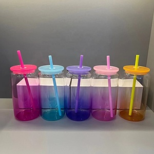 Bouteilles d'eau en <span class=keywords><strong>verre</strong></span> uniques de 16 onces, best-seller, avec design en plastique coloré <span class=keywords><strong>progressif</strong></span>, réutilisables, portables, avec bouchon à paille intégré - Product Image 2