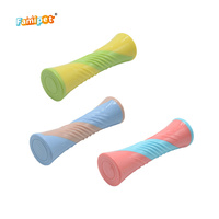 Famipet Fabricant Grossiste Nouveau Jouet à Mâcher pour Chien en TPR Durable, Design Géométrique en Forme de Boule, pour Mâcheurs Agressifs