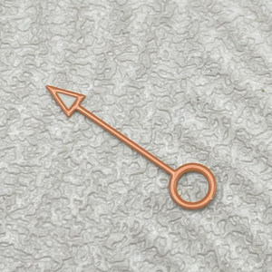 Réveil triangulaire à aiguilles couleur GMT, prix de gros - Product Image 6