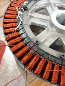 Ventilateur de plafond industriel à aimant permanent de grande taille, couleur noire, 24 pieds (7,3 m), moteur à économie d'énergie, pales en alliage d'aluminium et de magnésium, 1500 m - Product Image 6
