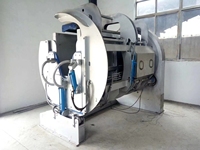 Machine d'abattage de vache de conception professionnelle Halal fidèle boîte d'abattage de bétail en rotation ligne d'abattage de bétail