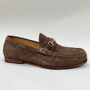 รองเท้าโลฟเฟอร์หนังแท้คุณภาพสูงสำหรับผู้ชาย พื้นนุ่ม หนังกลับ สไตล์ลำลองทางธุรกิจ ขายส่งจากโรงงาน - Product Image 4